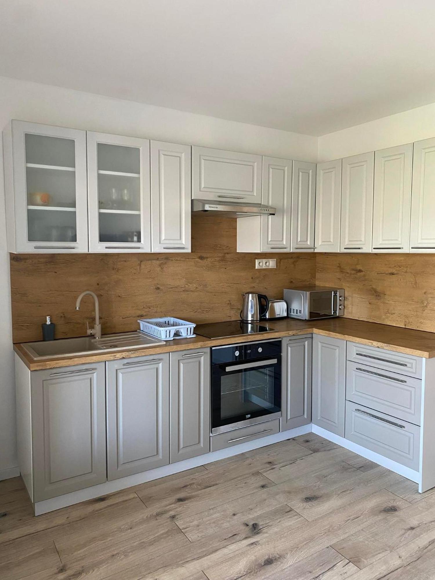 Apartman Nikol Prievidza Exteriér fotografie